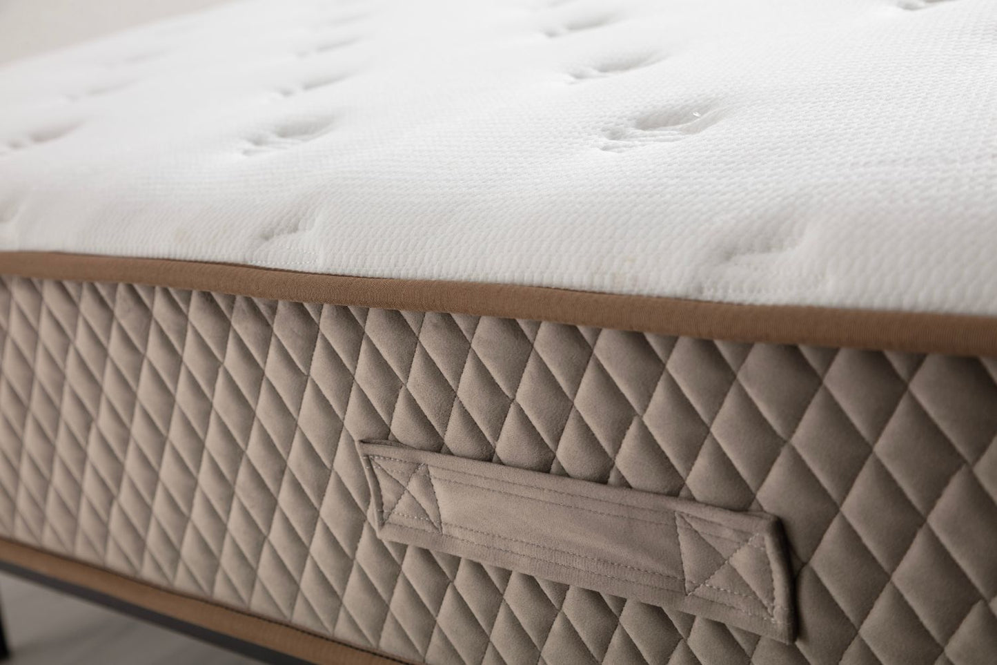 Matelas SAN MARTINO 26cm d'Épaisseur Ressort